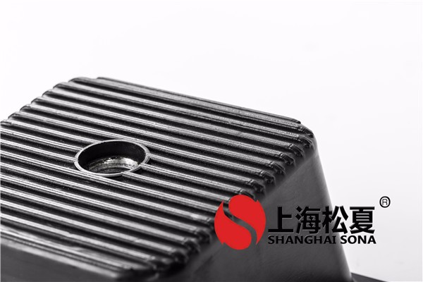 橡膠減震器的優(yōu)點(diǎn)及主要特點(diǎn)。